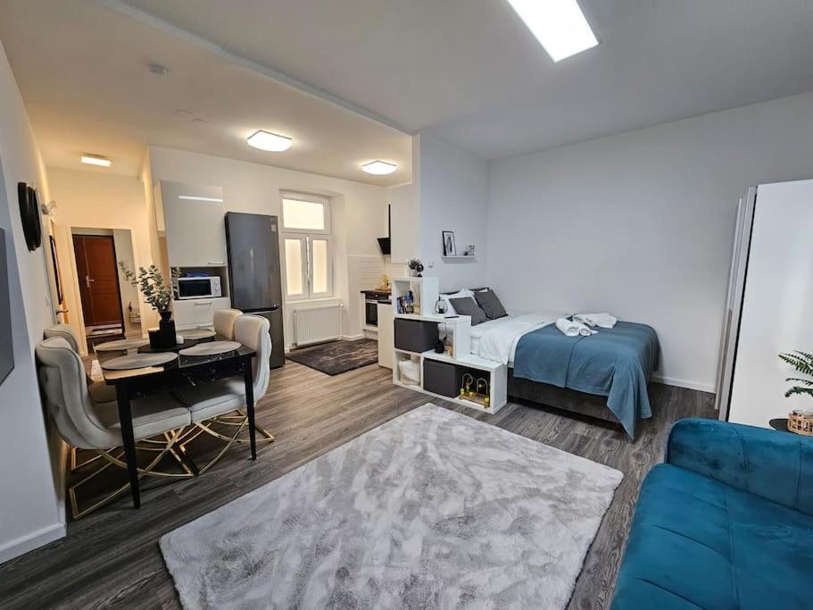 Affordable Suite In Vienna'S Hotpoint Bagian luar foto