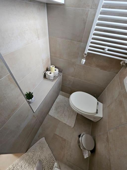 Affordable Suite In Vienna'S Hotpoint Bagian luar foto