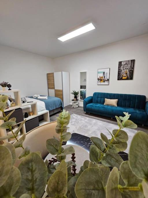 Affordable Suite In Vienna'S Hotpoint Bagian luar foto